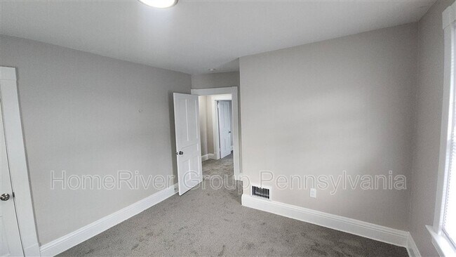 Building Photo - 303 Shady Ave