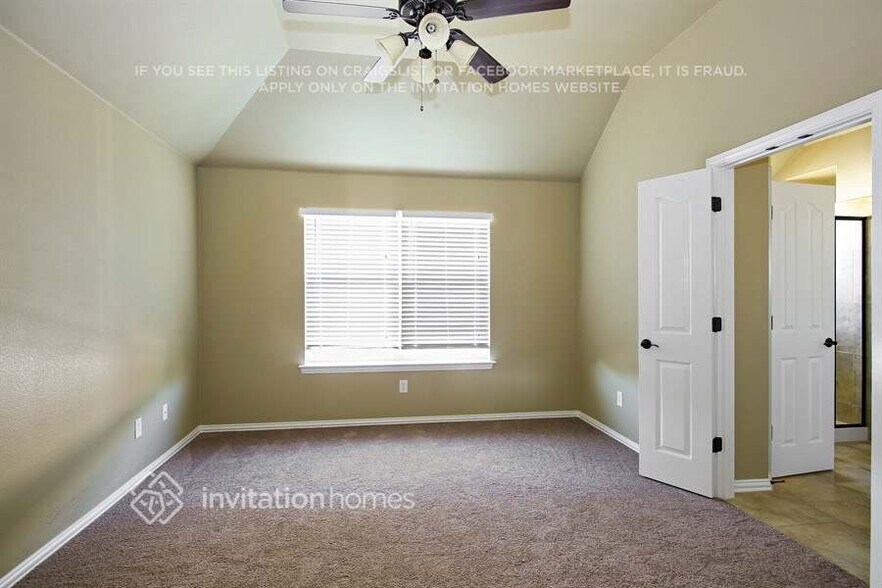 Building Photo - 1204 Litchfield Ln