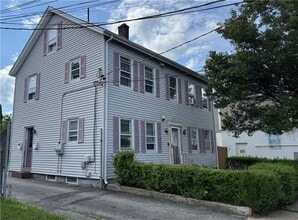 Building Photo - 177 S Bend St