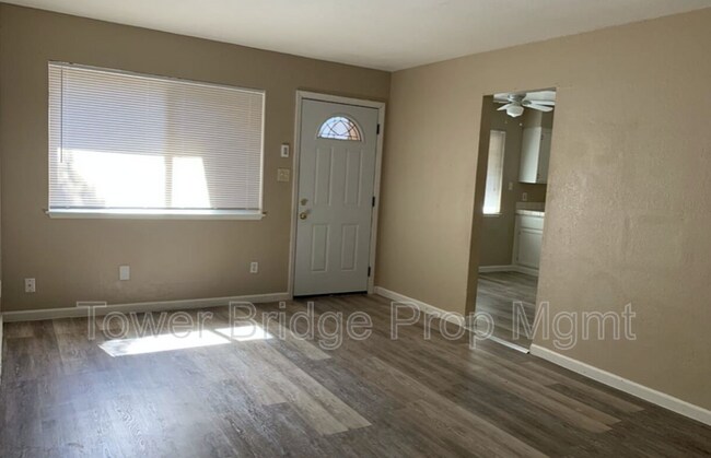 Building Photo - 6004 Bourbon Dr