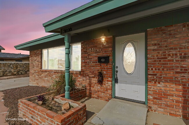 Building Photo - 3-Bedroom Home on Wedgewood Drive fully landscaped