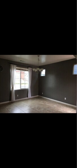 Building Photo - 4317 W Pinsapo Dr