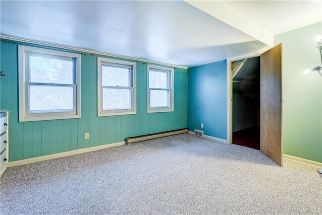 Building Photo - 195 Harvard St