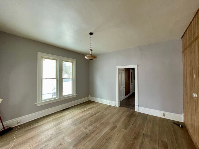 Building Photo - 2-Bedroom Home – Housing Choice Voucher Welcome