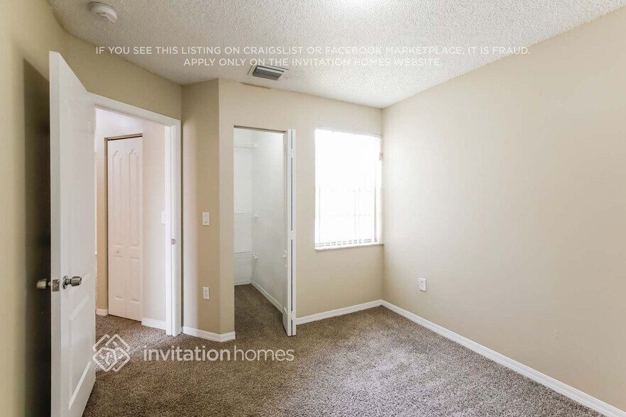 Building Photo - 15310 SW 47th St