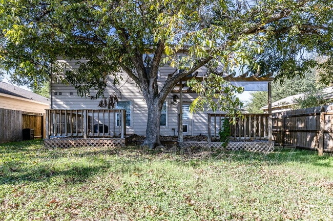 Building Photo - 6202 Luckey Run