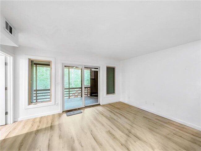 Building Photo - 1 Mellor Ct