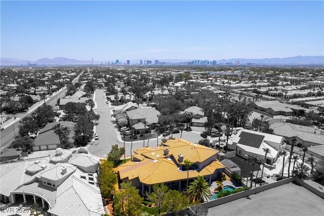 Building Photo - 7880 Dana Point Ct