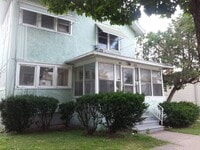Building Photo - 411 S W Ave
