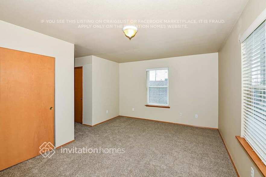 Building Photo - 409 Pine Ave