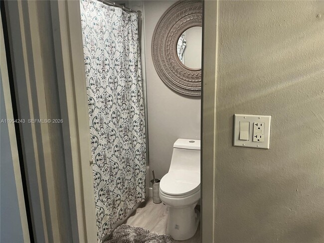 Building Photo - 800 West Ave