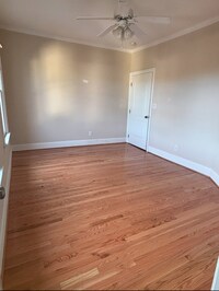 Building Photo - 237 Rosehaven Dr