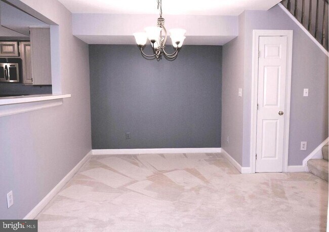 Building Photo - 12249 Fairfield House Dr