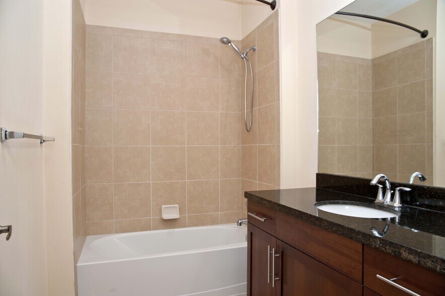 Building Photo - 14620 SW 15th St