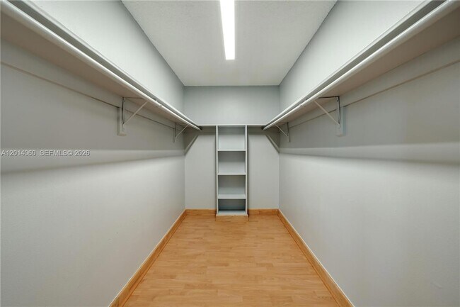 Building Photo - 6929 SW 110th Ave