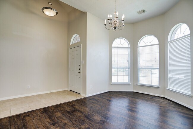 Building Photo - 2309 Perkins Crossing Dr