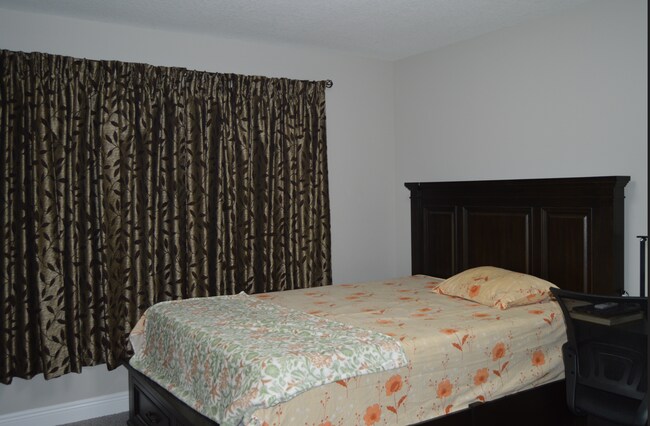 Building Photo - 10603 New Morning Dr