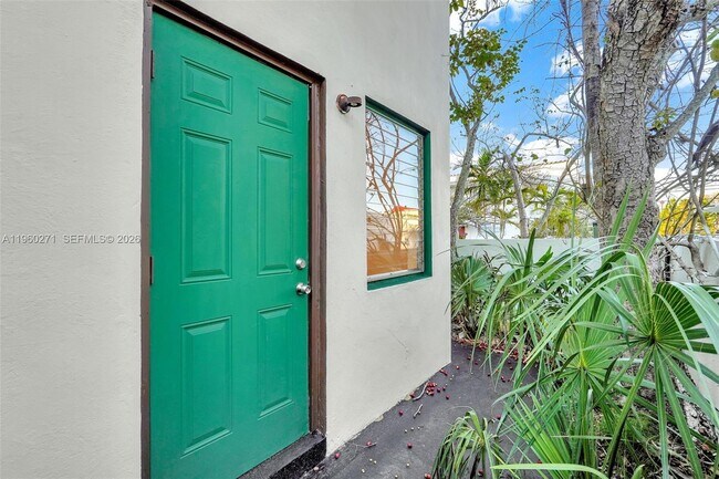 Building Photo - 12287 NE 7th Ave