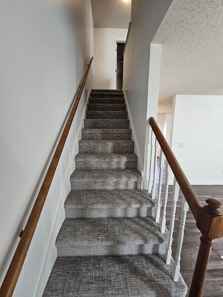 Building Photo - 1528 Richmond Rd