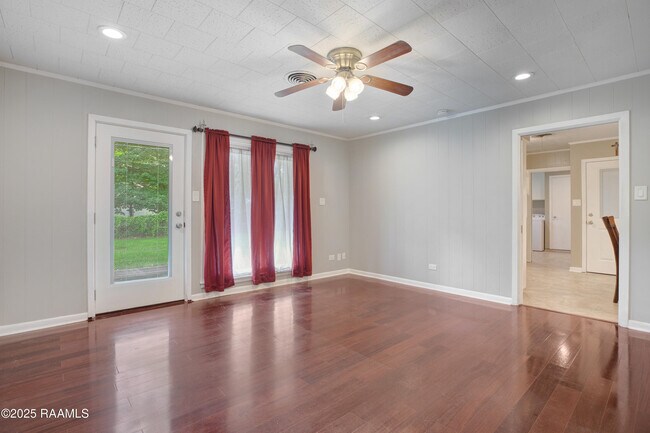 Building Photo - 100 Dunlieth Dr