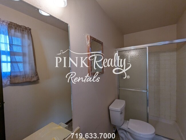 Building Photo - 4025 Cantrell Dr