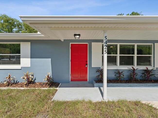 Building Photo - 5425 Waters Edge Dr