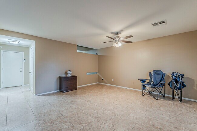 Building Photo - 11354 W Austin Thomas Dr