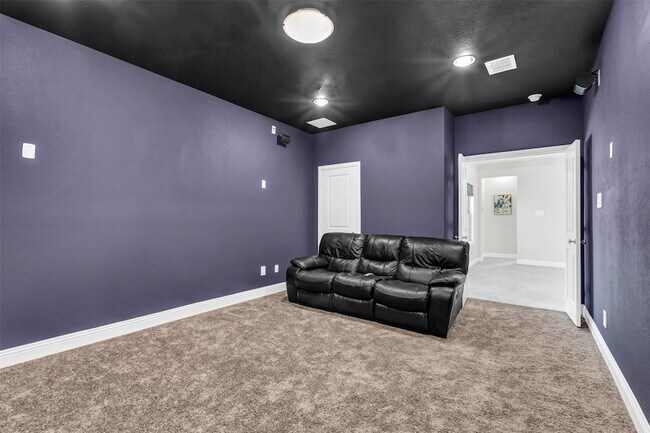 Building Photo - 3511 Solaro Ln