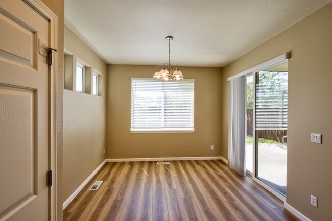 Building Photo - ARTS & CRAFTS GORGEOUS 2 STORY 3 BEDROOM + OFFICE 2.5 BATH. POOL, CLUBHOUSE, TENNIS INCLUDED!