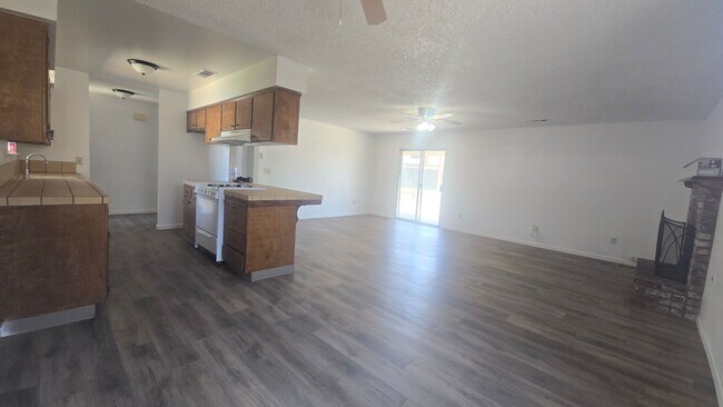 Building Photo - 2146 Neill Way
