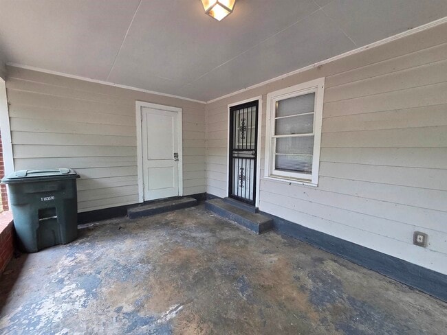Building Photo - 5369 Lochinvar Rd