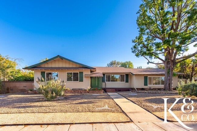 Primary Photo - Charming 3-Bedroom Home with Pool in Prime...