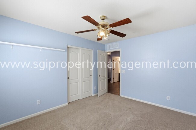 Building Photo - 12148 W Electra Ln
