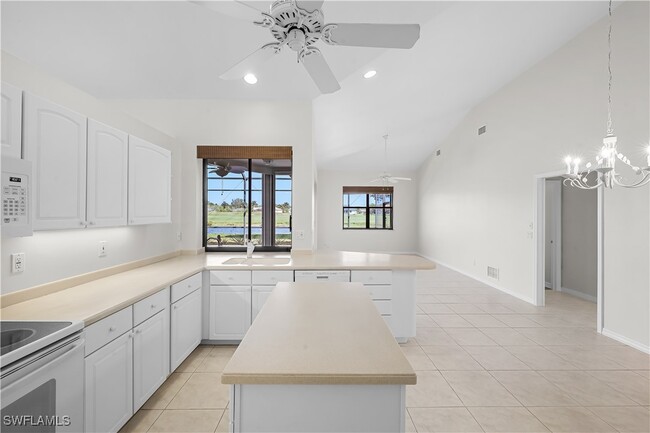Building Photo - 18031 Greenwood Dr