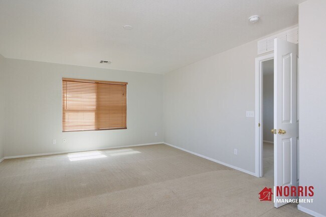 Building Photo - Beautiful Large Home in Casa Grande