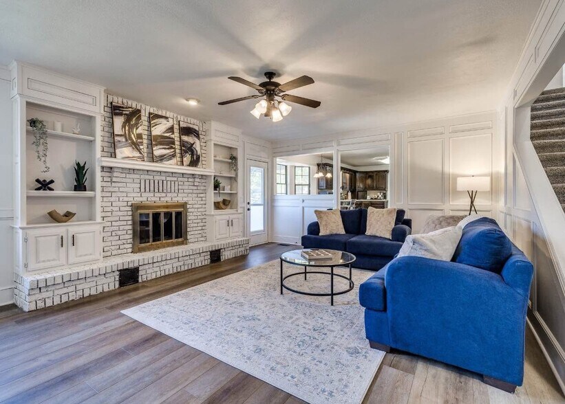 Building Photo - 7624 S Erie Ave