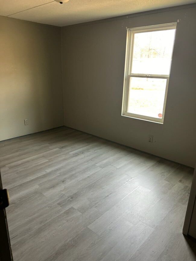 Building Photo - 719 Barren Hollow Rd