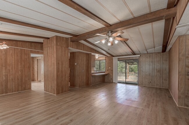 Building Photo - 30 Allen Rd