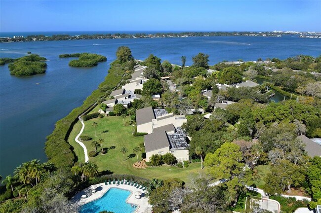 Building Photo - 1627 Boathouse Cir