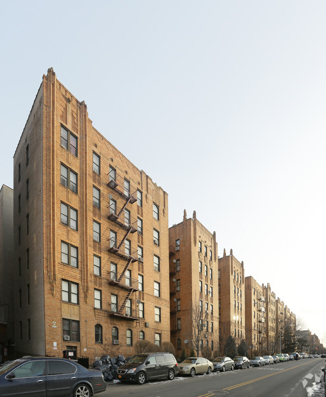 Building Photo - 415 LEFFERTS AVE