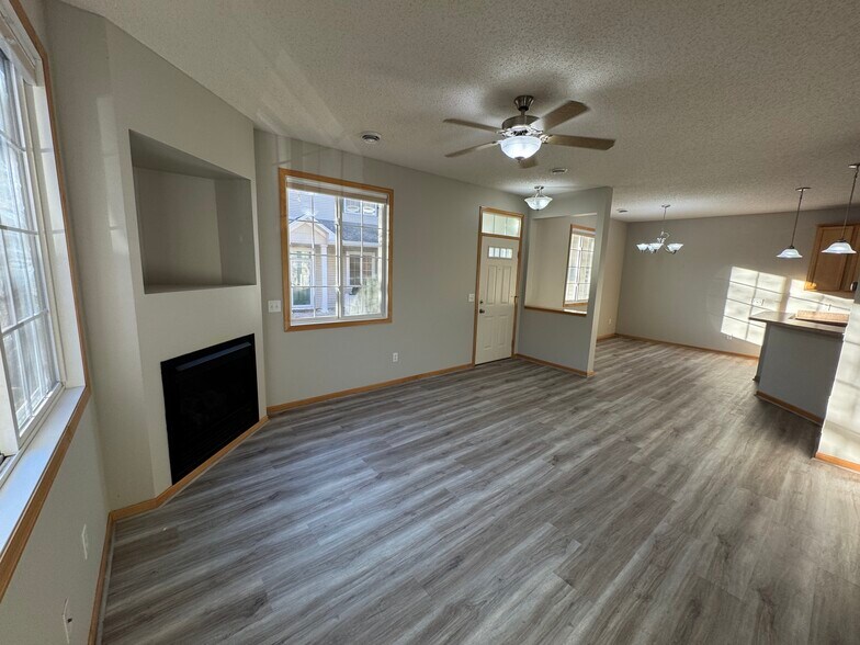 Building Photo - 3443 Cherry Ln