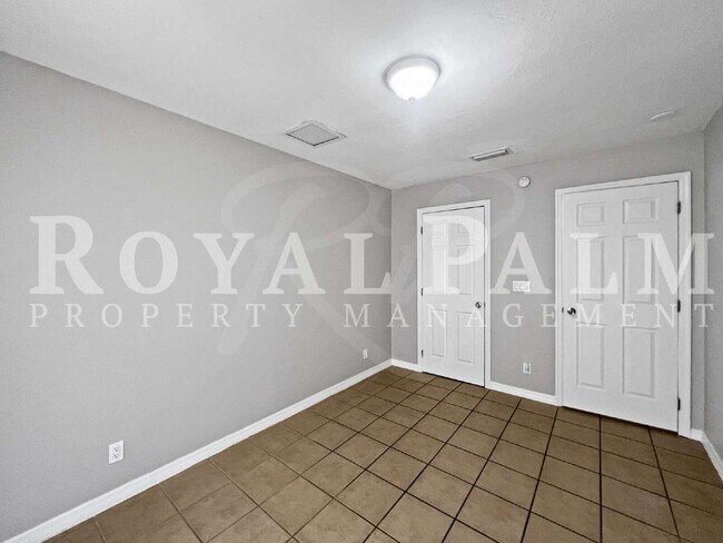 Building Photo - Cold Outside, Cozy Inside – Winter-Ready Fort Myers Renovated 3BR/2BA Duplex with a New HVAC...Yu...