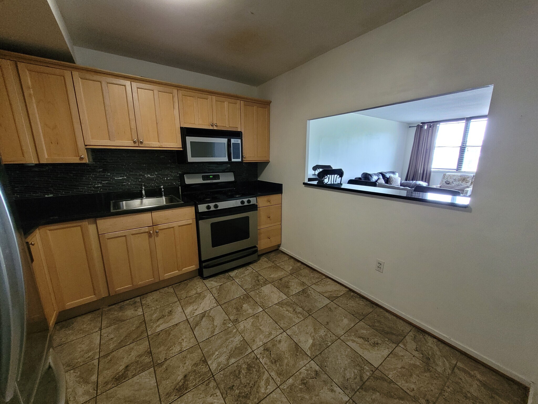 Building Photo - 2965 Pharr Court South NW