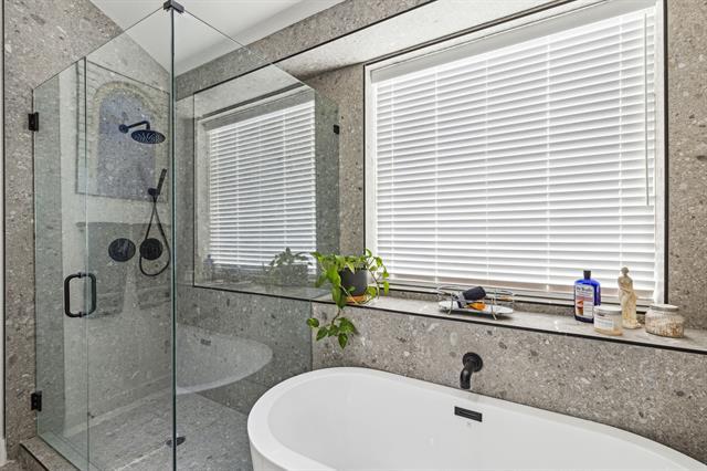 Building Photo - 2916 Hawthorne Ave