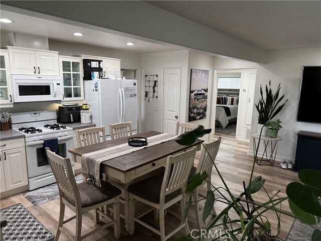 Building Photo - 24732 Cordova Dr