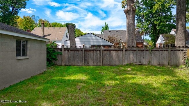 Building Photo - 3921 Staebler Ave
