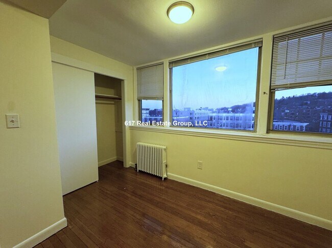 Building Photo - 1315 Commonwealth Ave