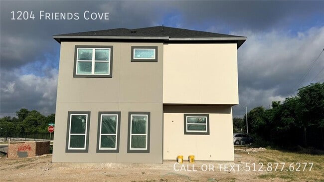 Building Photo - 1204 Friends Cv