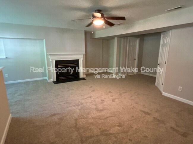 Building Photo - 1100 Kirkeenan Cir