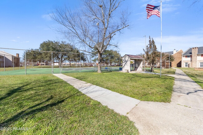 Building Photo - 202 Dublin Cir